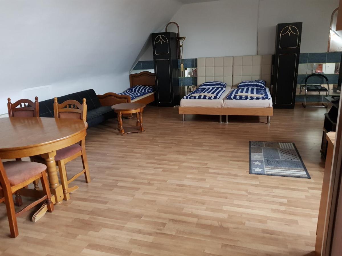 Motel Kotva Ivanka pri Dunaji Extérieur photo